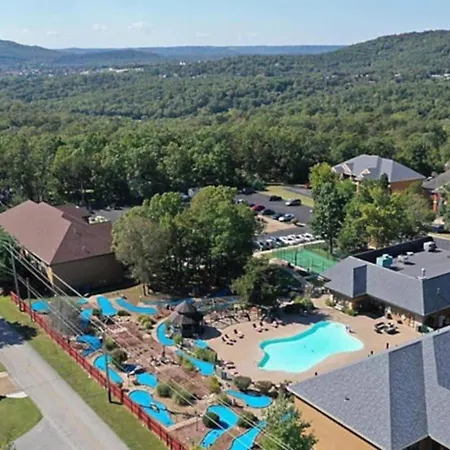 Family Fun In Branson In A 2Bd Vacation Condo With Lots Of Resort Amenities
